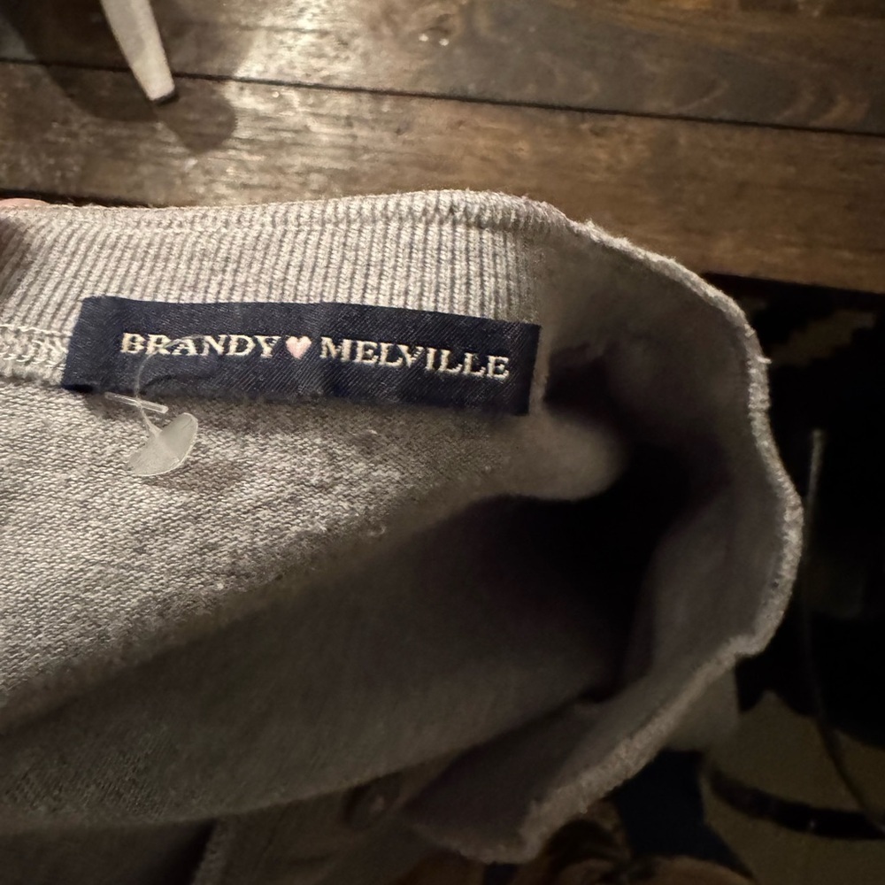 Brandy Melville crew neck thick long sleeve gray - Picture 4 of 4